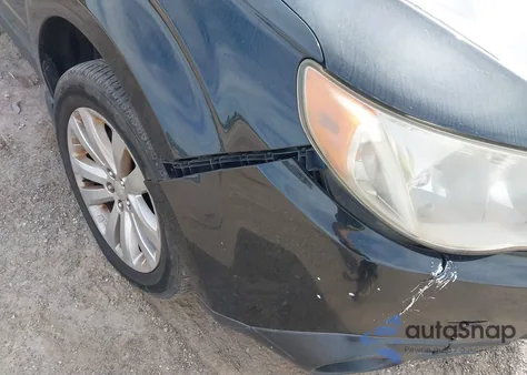 2013 Subaru Forester 2.5X Premium z USA, uszkodzony, nr VIN JF2SHADC9DH445664